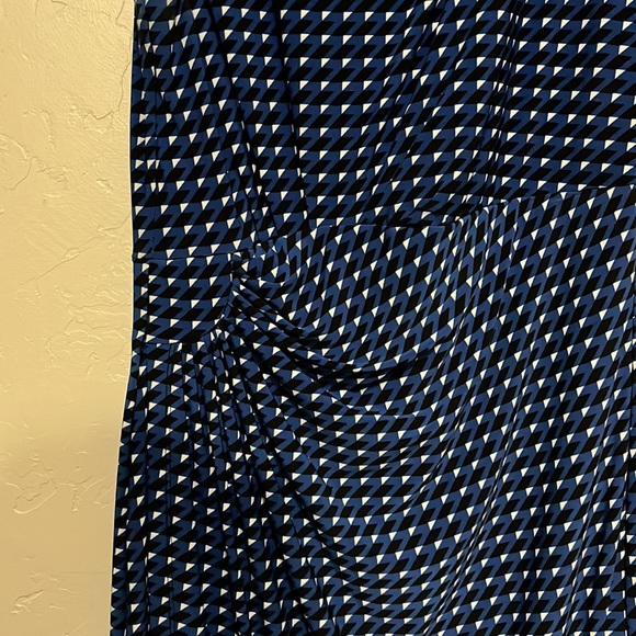 Signature Sadie’s Black, White, and Blue Dress - Picture 2 of 3